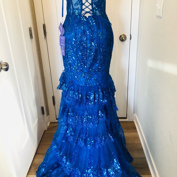 STRAPLESS LAYERED RUFFLE MERMAID DRESS - Picture 7 of 8